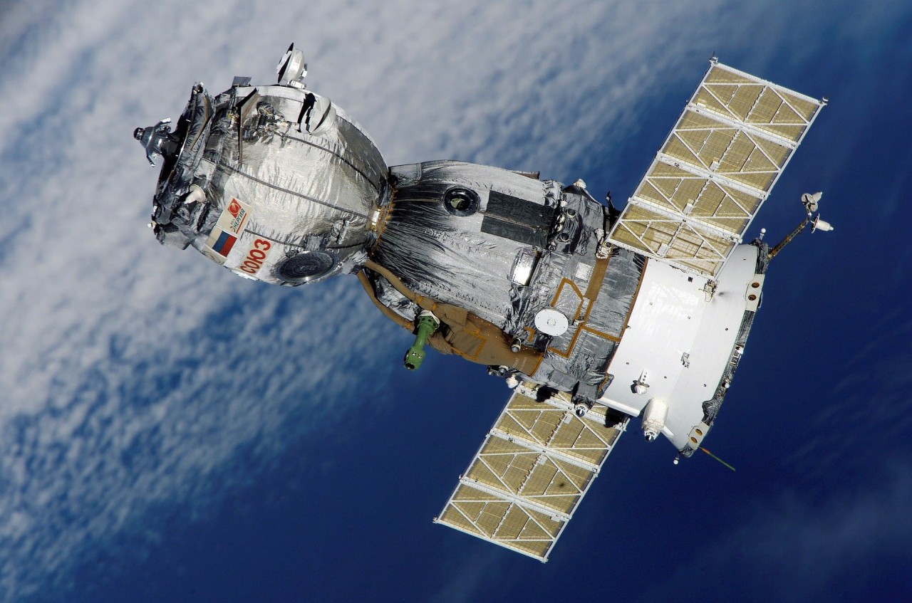 衛星写真が語る真実　The truth that satellite imagery tells